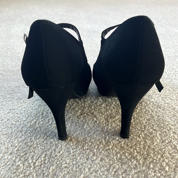 Y•Not? Heels - Picture 4 of 7
